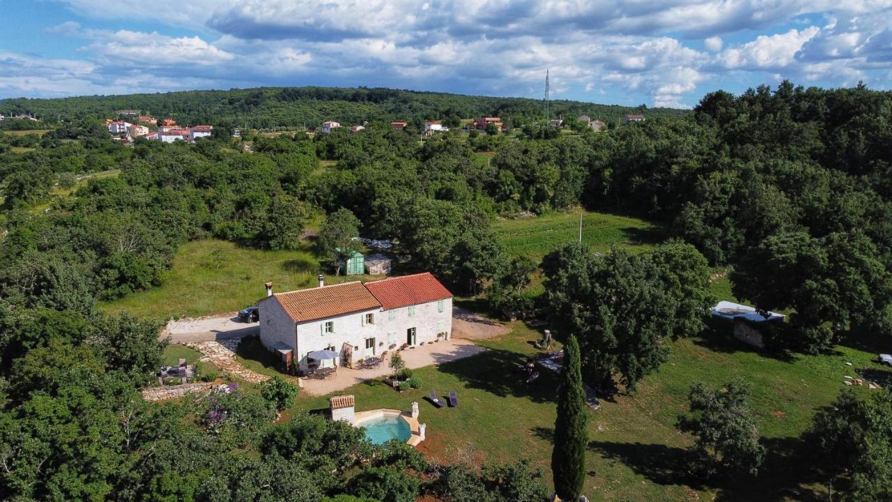 Cottage Al Merlo Olivo Buje Bagian luar foto