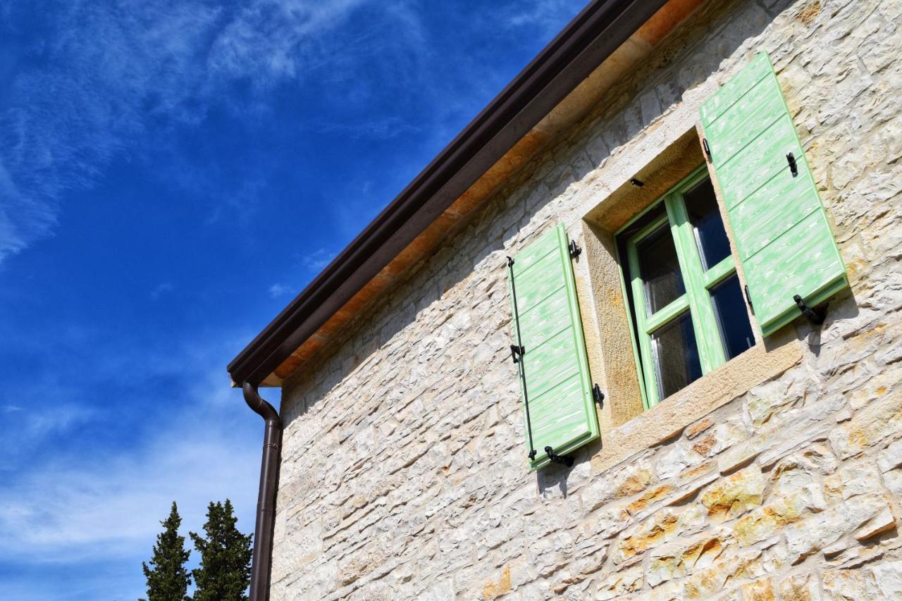 Cottage Al Merlo Olivo Buje Bagian luar foto