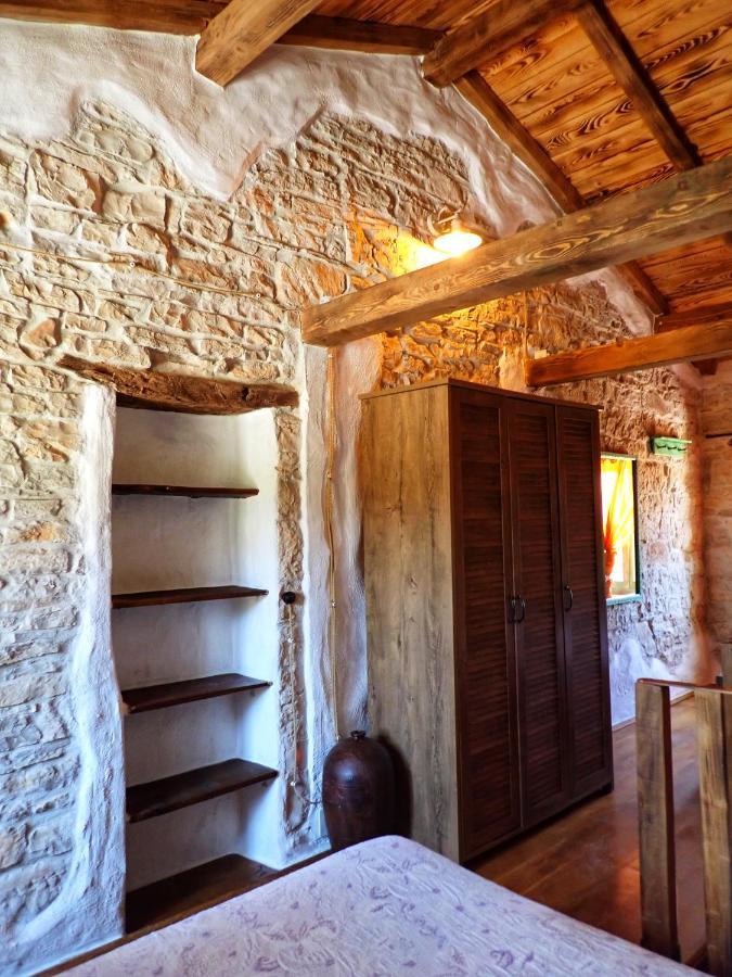 Cottage Al Merlo Olivo Buje Bagian luar foto